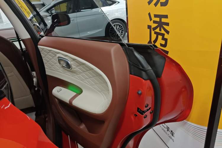 Used Dongfeng NAMMI 01 2024 New Edition 430 Plus Smart+ Right Rear Door Interior
