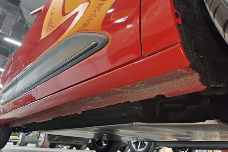 Used Dongfeng NAMMI 01 2024 New Edition 430 Plus Smart+ Right Side Sill