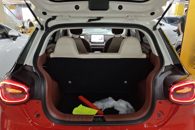 Used Dongfeng NAMMI 01 2024 New Edition 430 Plus Smart+ Trunk