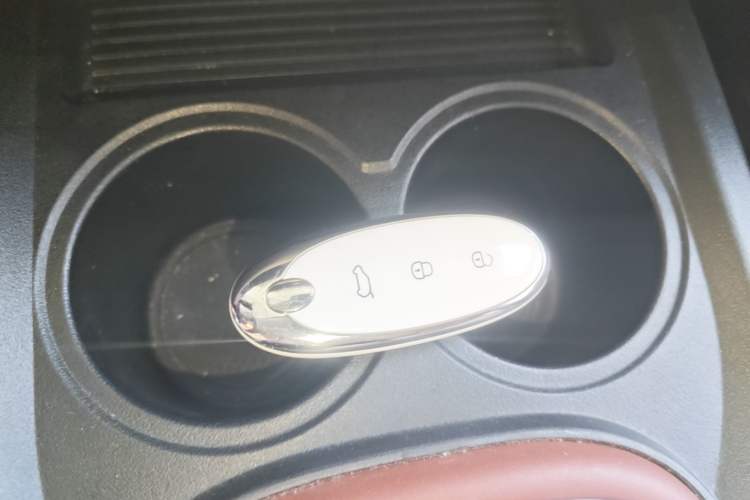 Used Dongfeng NAMMI 01 2024 New Edition 430 Plus Smart+ Vehicle Key