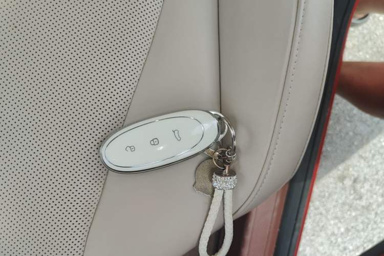 Used Dongfeng NAMMI 01 2024 New Edition 330 Plus Smart+ Vehicle Key
