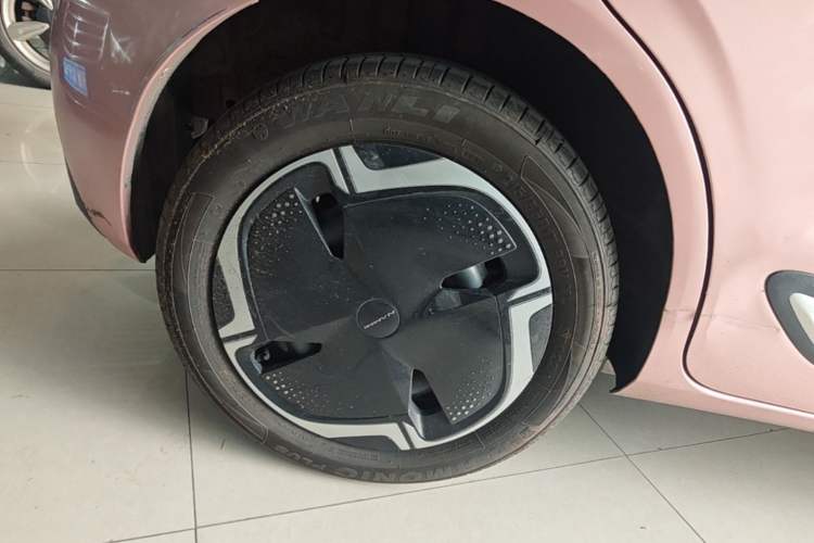 Used Dongfeng NAMMI 01 2024 New Edition 330 Plus Smart+ Right Rear Wheel Hub