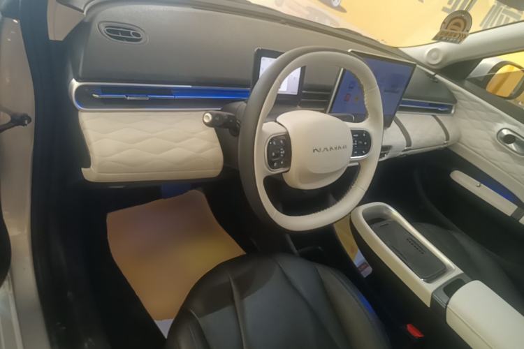 Used Dongfeng NAMMI 01 2024 New Edition 430 Max Smart+ Center Console