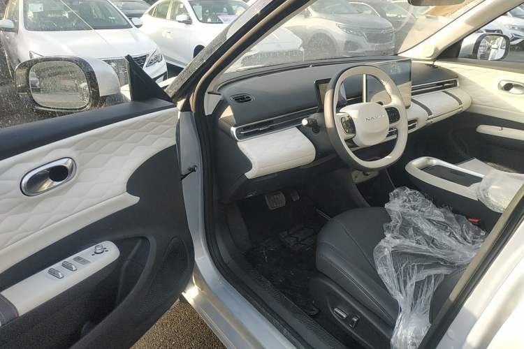 Used Dongfeng NAMMI 01 2024 New Edition 330 Plus Smart+ Driver Seat