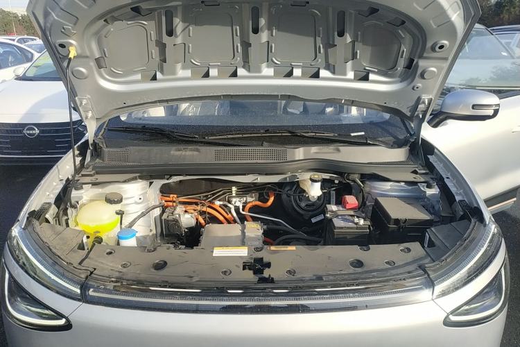 Used Dongfeng NAMMI 01 2024 New Edition 330 Plus Smart+ Engine Bay