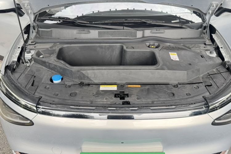 Used Dongfeng NAMMI 01 2024 New Edition 330 Plus Smart+ Engine Bay