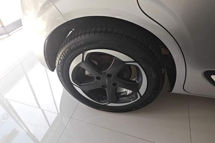Used Dongfeng NAMMI 01 2024 430 Plus Smart+ Exterior 2