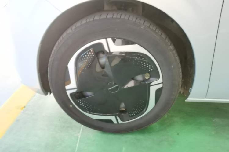 Used Dongfeng NAMMI 01 2024 New Edition 330 Plus Smart+ Exterior 4
