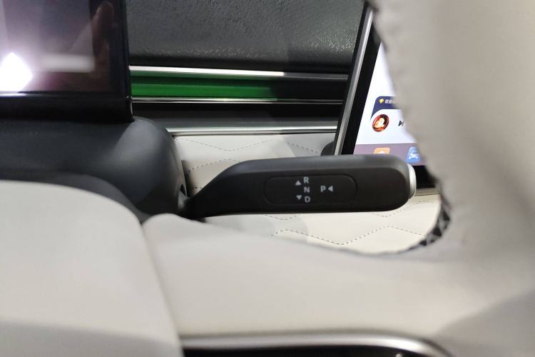 Used Dongfeng NAMMI 01 2024 New Edition 330 Plus Smart+ Gear Lever