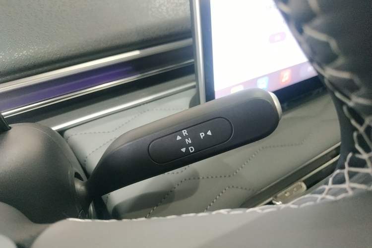 Used Dongfeng NAMMI 01 2024 Co-Creation Edition Co-Creation YOU Edition Gear Lever