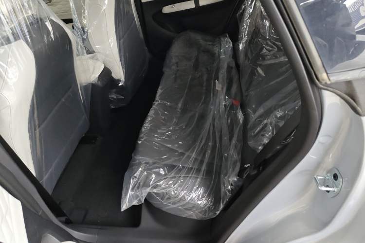 Used Dongfeng NAMMI 01 2024 New Edition 330 Plus Smart+ Interior 1
