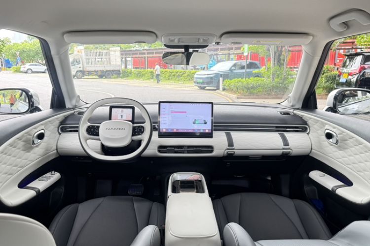 Used Dongfeng NAMMI 01 2024 New Edition 330 Plus Smart+ Interior 2