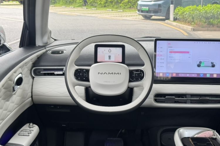 Used Dongfeng NAMMI 01 2024 New Edition 330 Plus Smart+ Interior 6