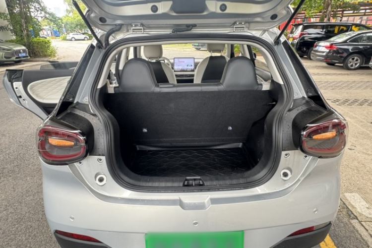 Used Dongfeng NAMMI 01 2024 New Edition 330 Plus Smart+ Interior 8