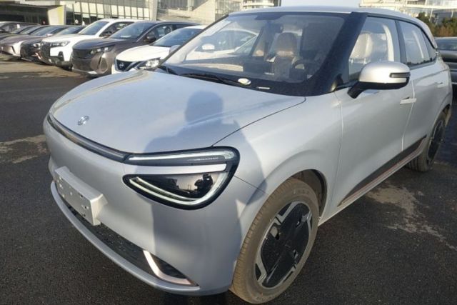 Used Dongfeng NAMMI 01 2024 New Edition 330 Plus Smart+