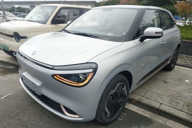 Used Dongfeng NAMMI 01 2024 New Edition 330 Plus Smart+