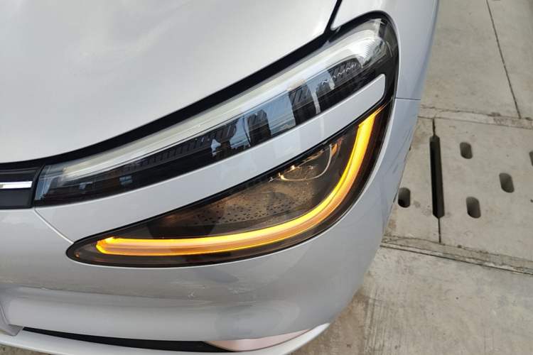 Used Dongfeng NAMMI 01 2024 New Edition 330 Air Left Front Headlight