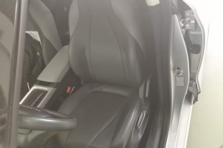 Used Dongfeng NAMMI 01 2024 New Edition 330 Air Left Front Seat