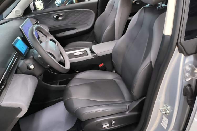 Used Dongfeng NAMMI 01 2024 New Edition 330 Plus Smart+ Left Front Seat