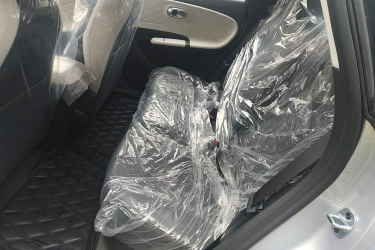 Used Dongfeng NAMMI 01 2024 New Edition 330 Plus Smart+ Left Rear Seat