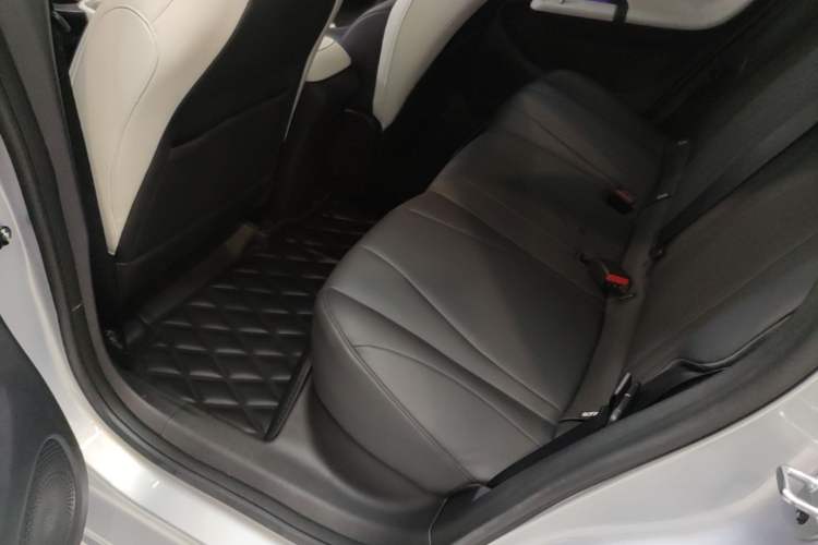 Used Dongfeng NAMMI 01 2024 New Edition 330 Plus Smart+ Left Rear Seat
