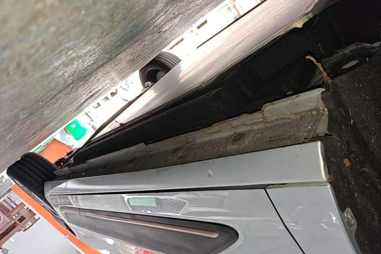 Used Dongfeng NAMMI 01 2024 New Edition 330 Plus Smart+ Left Side Sill
