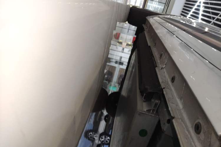 Used Dongfeng NAMMI 01 2024 New Edition 330 Plus Smart+ Left Side Sill