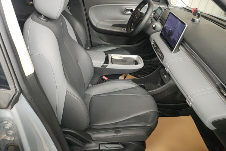 Used Dongfeng NAMMI 01 2024 New Edition 330 Air Right Front Seat