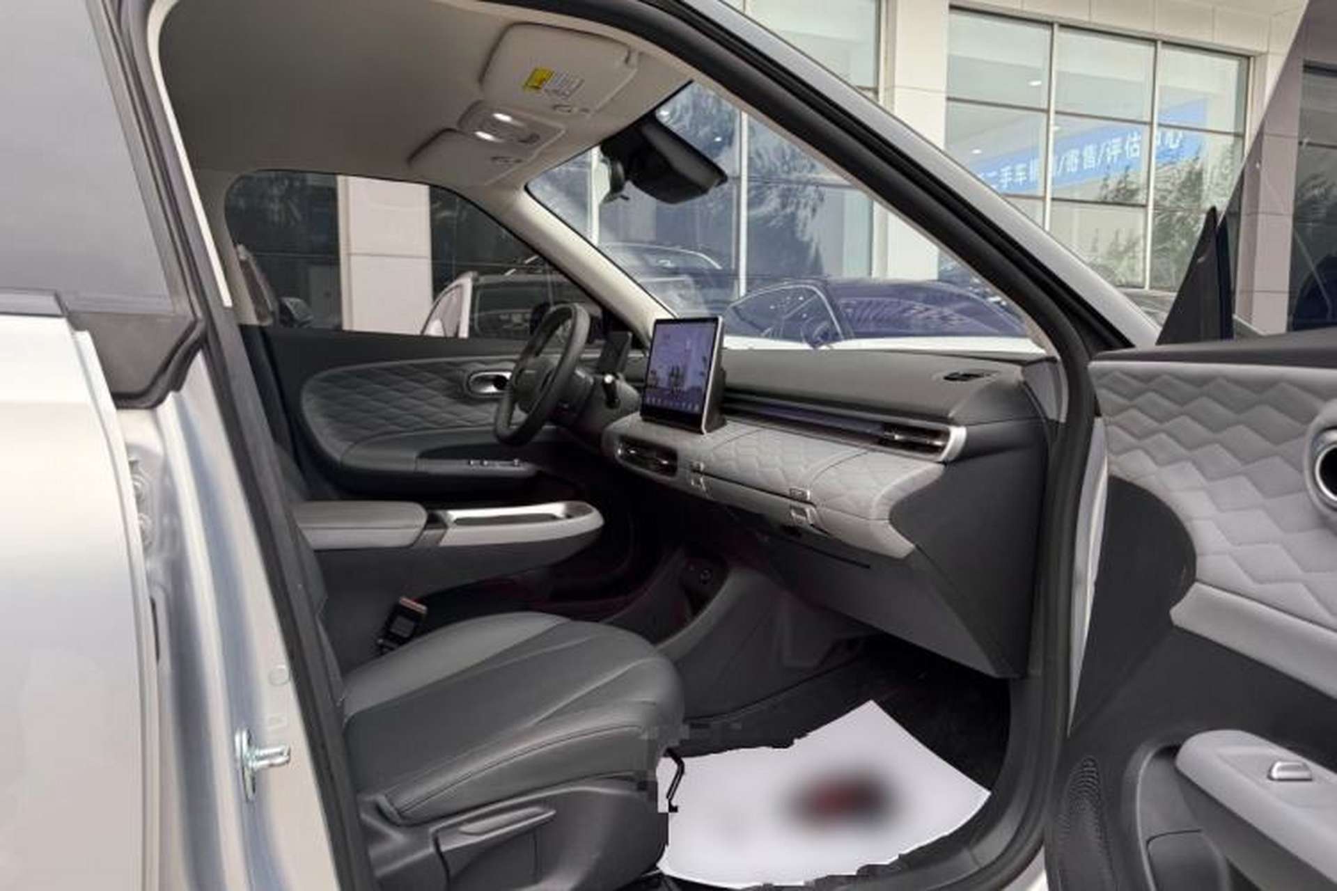 Used Dongfeng NAMMI 01 2024 Co-Creation Edition – Co-Creation WE Version Right Front Seat