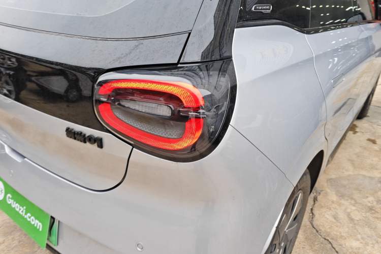 Used Dongfeng NAMMI 01 2024 New Edition 330 Air Right Rear Taillight