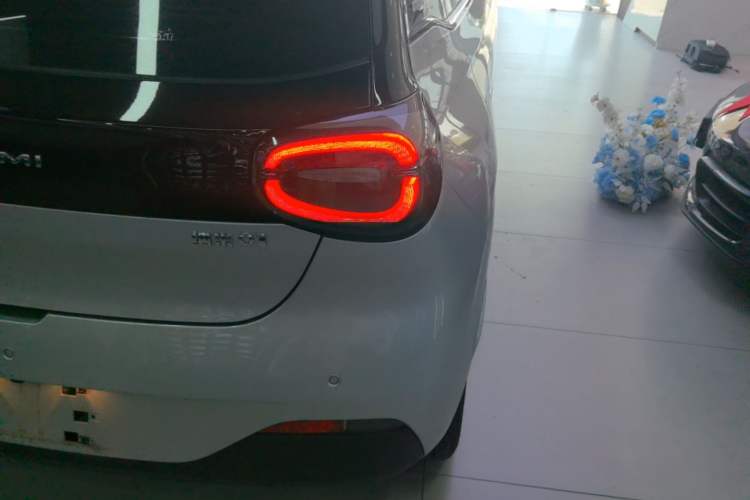 Used Dongfeng NAMMI 01 2024 New Edition 330 Air Right Rear Taillight