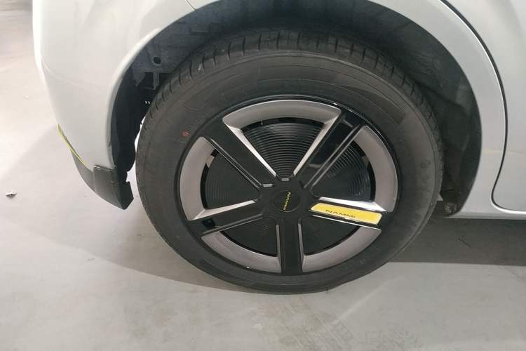 Used Dongfeng NAMMI 01 2024 Co-Creation Edition Co-Creation YOU Edition Right Rear Wheel Hub