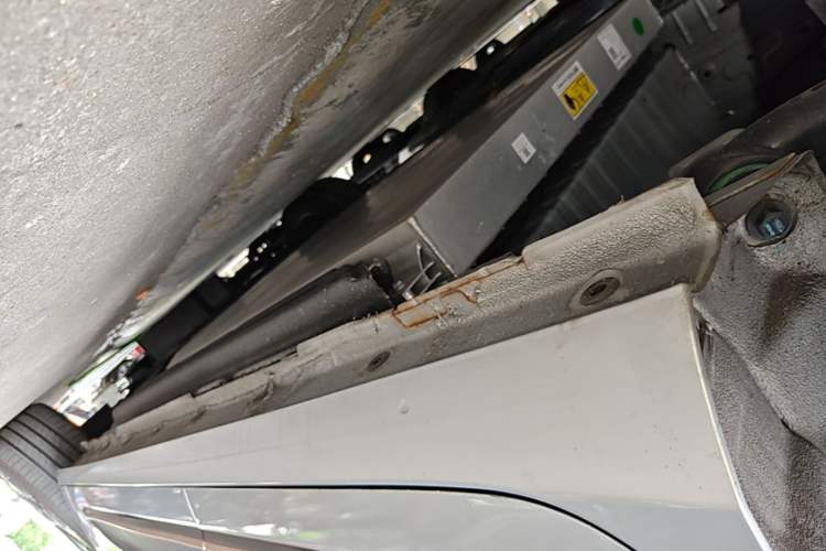 Used Dongfeng NAMMI 01 2024 New Edition 330 Plus Smart+ Right Side Sill