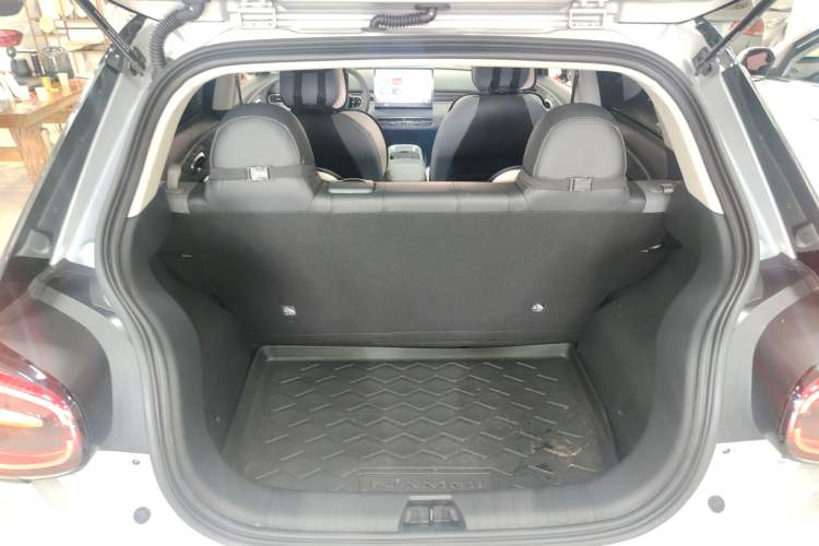 Used Dongfeng NAMMI 01 2024 New Edition 330 Plus Smart+ Trunk