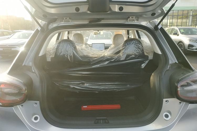 Used Dongfeng NAMMI 01 2024 New Edition 330 Plus Smart+ Trunk