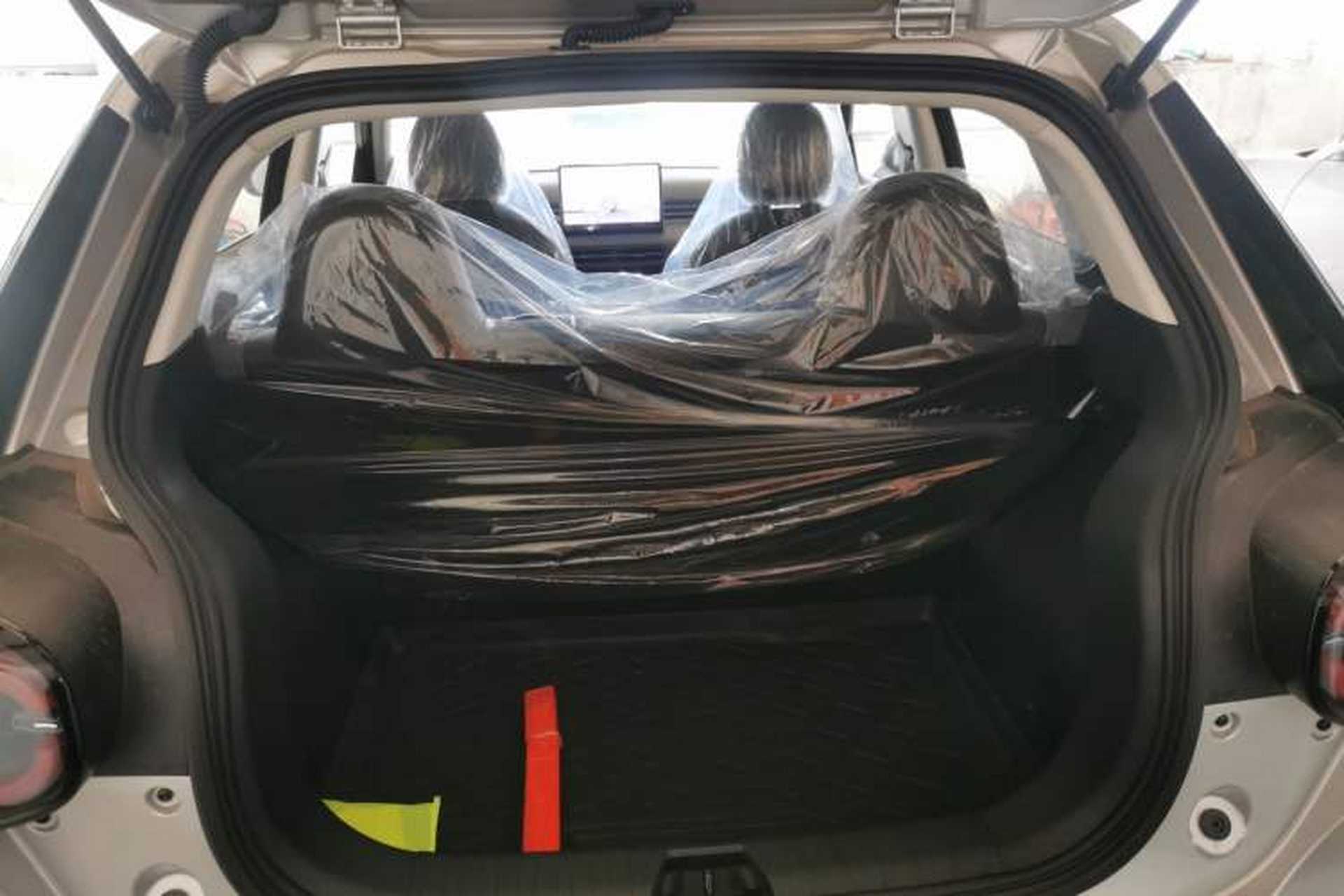 Used Dongfeng NAMMI 01 2024 New Edition 330 Air Trunk