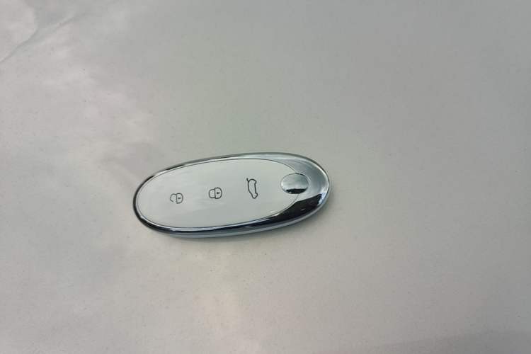 Used Dongfeng NAMMI 01 2024 New Edition 330 Air Vehicle Key