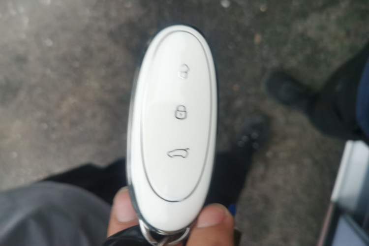 Used Dongfeng NAMMI 01 2024 New Edition 430 Plus Smart+ Vehicle Key