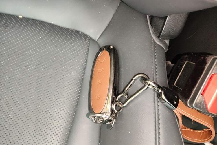 Used Dongfeng NAMMI 01 2024 New Edition 330 Air Vehicle Key