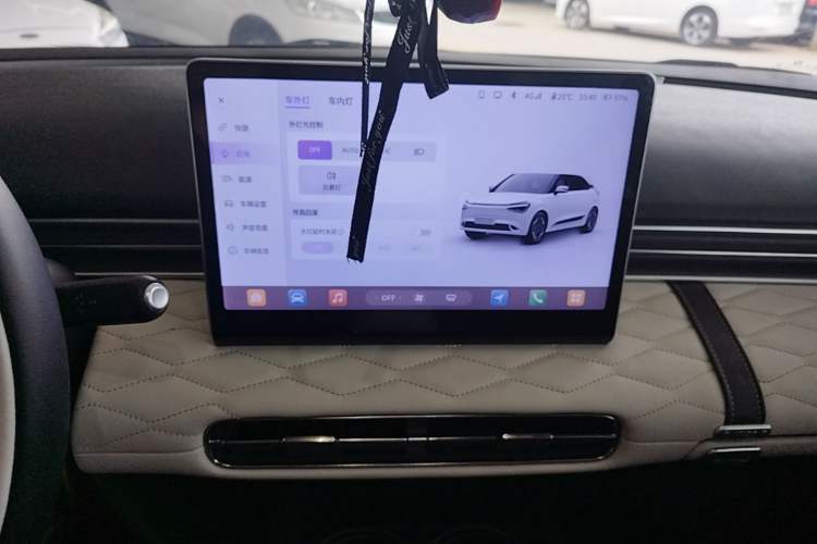 Used Dongfeng NAMMI 01 2024 New Edition 430 Plus Smart+ Audio And AC Panel