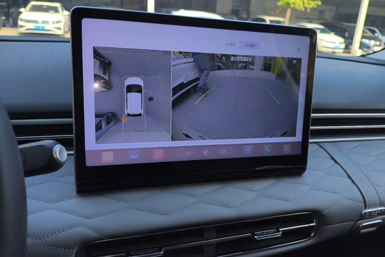 Used Dongfeng NAMMI 01 2024 New Edition 430 Plus Smart+ Audio And AC Panel