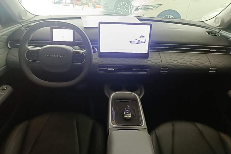 Used Dongfeng NAMMI 01 2024 330 Plus Center Console