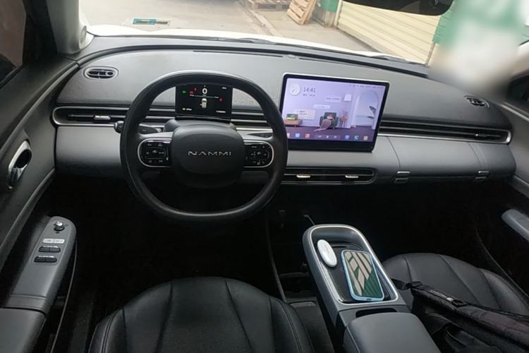Used Dongfeng NAMMI 01 2024 New Edition 330 Air Center Console