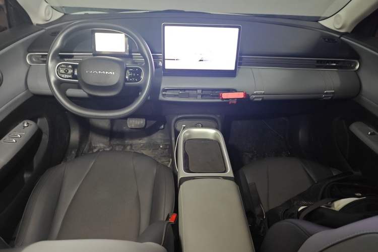 Used Dongfeng NAMMI 01 2024 New Edition 330 Air Center Console