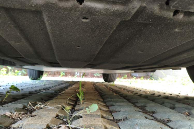 Used Dongfeng NAMMI 01 2024 New Edition 330 Air Chassis Front