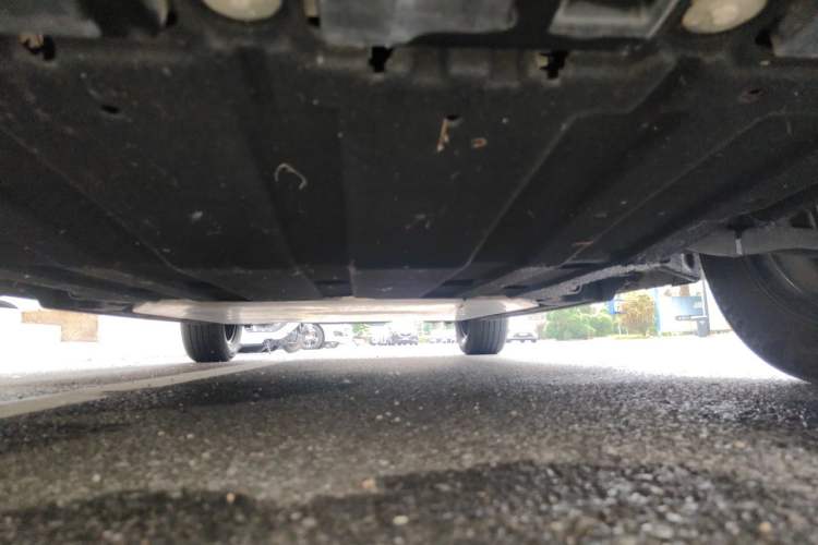 Used Dongfeng NAMMI 01 2024 New Edition 330 Air Chassis Front