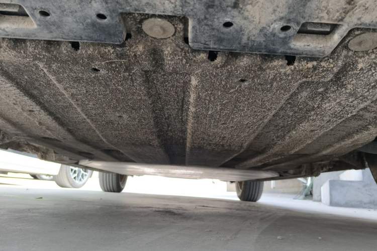 Used Dongfeng NAMMI 01 2024 New Edition 330 Air Chassis Front