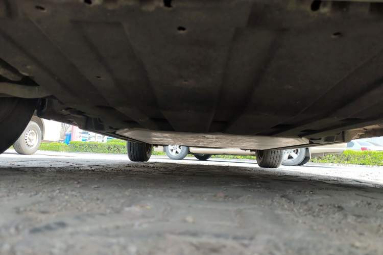 Used Dongfeng NAMMI 01 2024 New Edition 330 Air Chassis Front