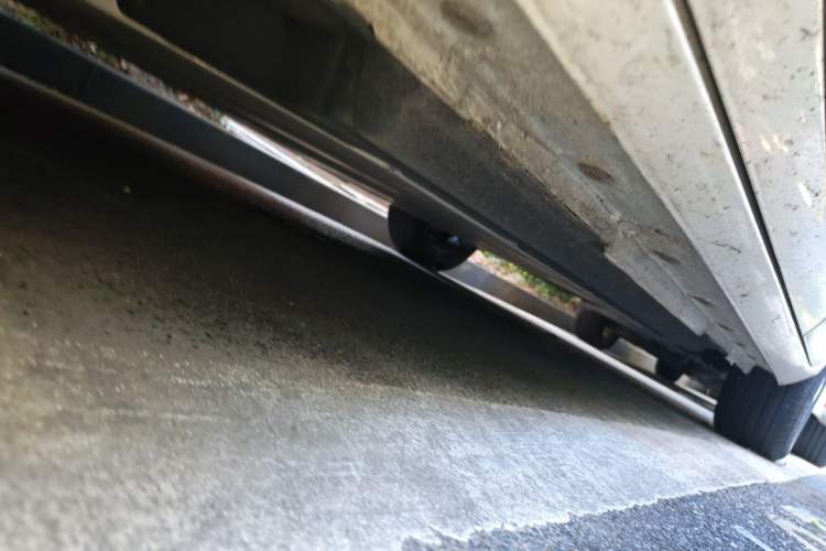 Used Dongfeng NAMMI 01 2024 New Edition 330 Air Chassis Front Left