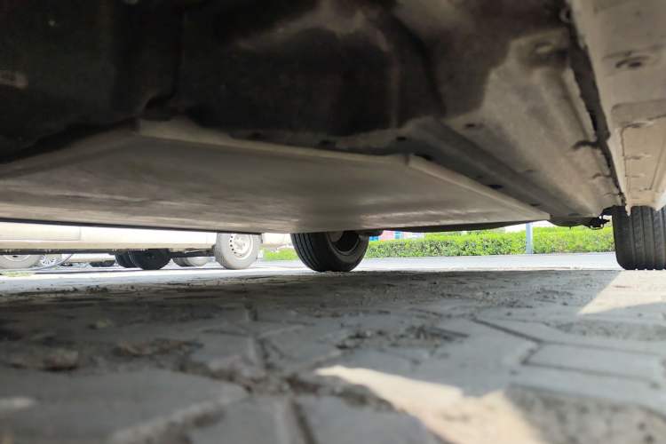 Used Dongfeng NAMMI 01 2024 New Edition 330 Air Chassis Front Left